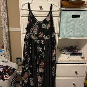 Torrid Size 2 Floral Maxi Dress